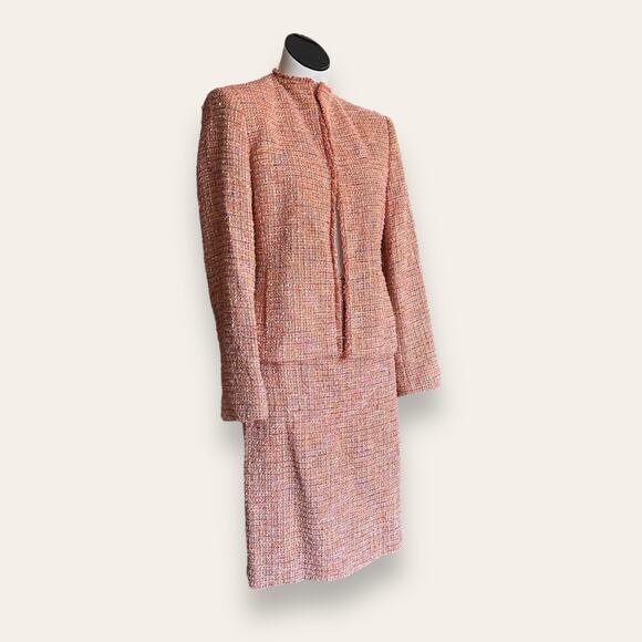 Coral Tweed Oscar de la Renta Skirt Suit set w/ Boucle Fringe size 6 - Picture 3 of 10